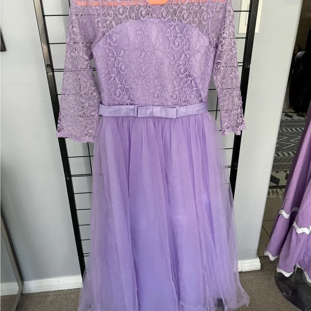 Formal Lavender Lace & Tulle Long Sleeved Gown NWOT size 170 (14/16)